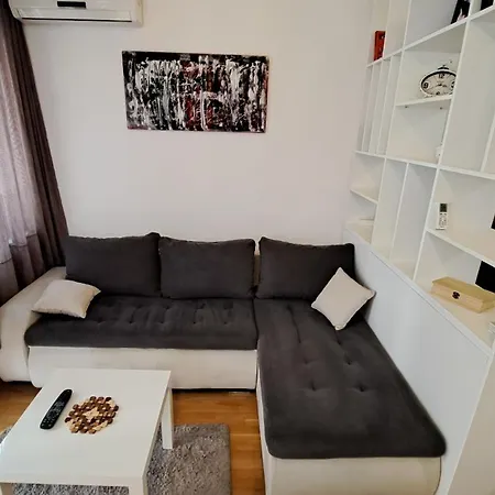 Maya 's - Vracar Διαμέρισμα *