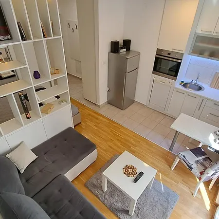 Maya 's - Vracar Belgrade